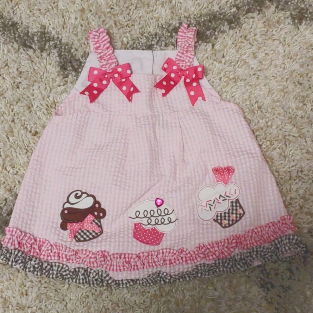 Rare Editions cupcake top